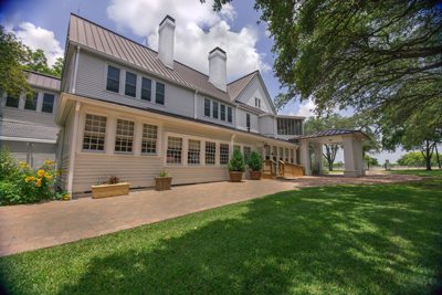 photo of the front of the Great Oaks Recovery Main House - Great Oaks Admissions - Houston Drug Rehab Admissions - Opiate Addiction recovery center in Houston